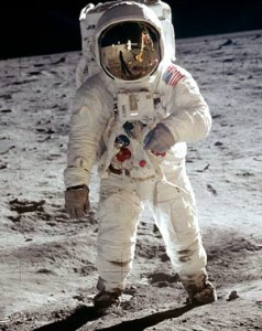 neil-armstrong-moon