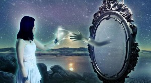 dream-mirror-dreams-can-come-true-31082814-900-900-1