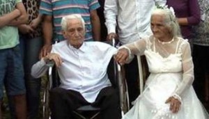 Jose-Manuel-Riella-and-Martina-Lopez-from-Paraguay-have-got-married-in-a-religious-ceremony-after-living-together-for-80-years-640x365