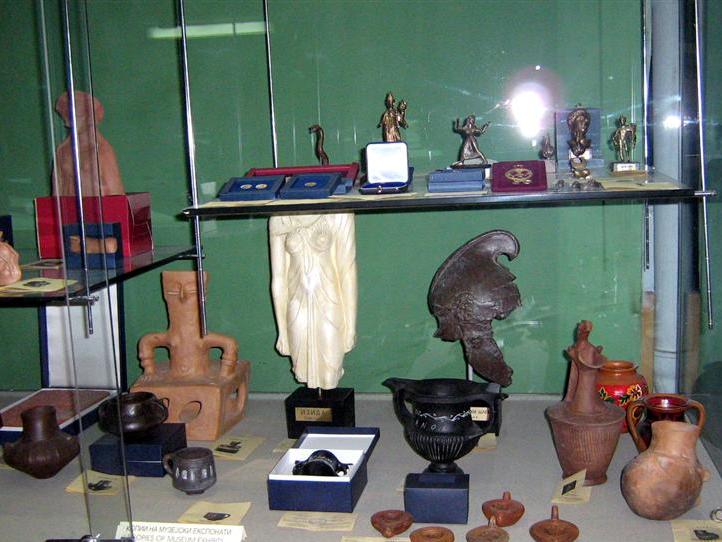 artefakti muzej