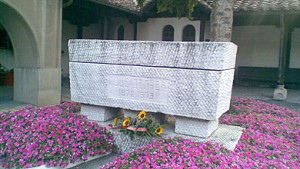 goce sarkofag grob
