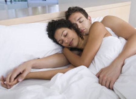 s-COUPLE-SLEEPING-large